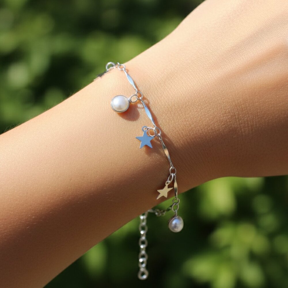 "Trendy Handmade Bracelet – A Stylish Gift for Women & Girls, MAR091881